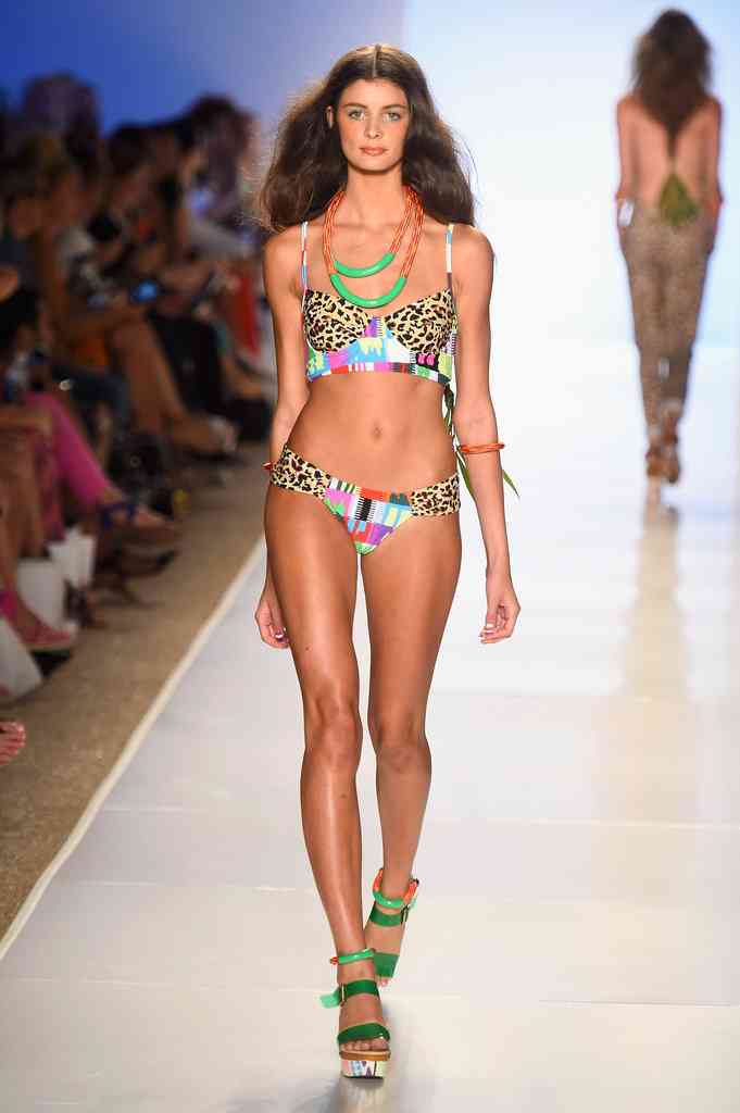 costum de baie imprimeu leopard