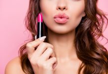 Ruj de buze: Istorie, curiozitati si cum sa-l faci sa reziste mai mult